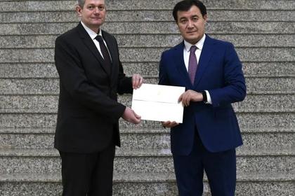 Връчване на копия на акредитивните писма на посланик Воденски