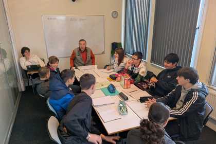 Открит урок по българска литература с акцент върху творчеството на Иван Вазов и Пенчо Славейков