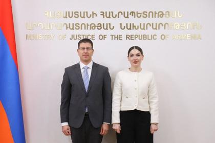 Проведена среща между Никола Николов, извънреден и пълномощен посланик на Р България в Р Армения и Србухи Галян, министър на правосъдието на Р Армения