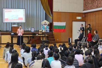 桜台小学校にてブルガリア大使の訪問