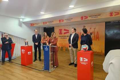 Участие на българския национал Добромир Димитров в турнира за Купата на Негово Величество Краля по волейбол във Валенсия