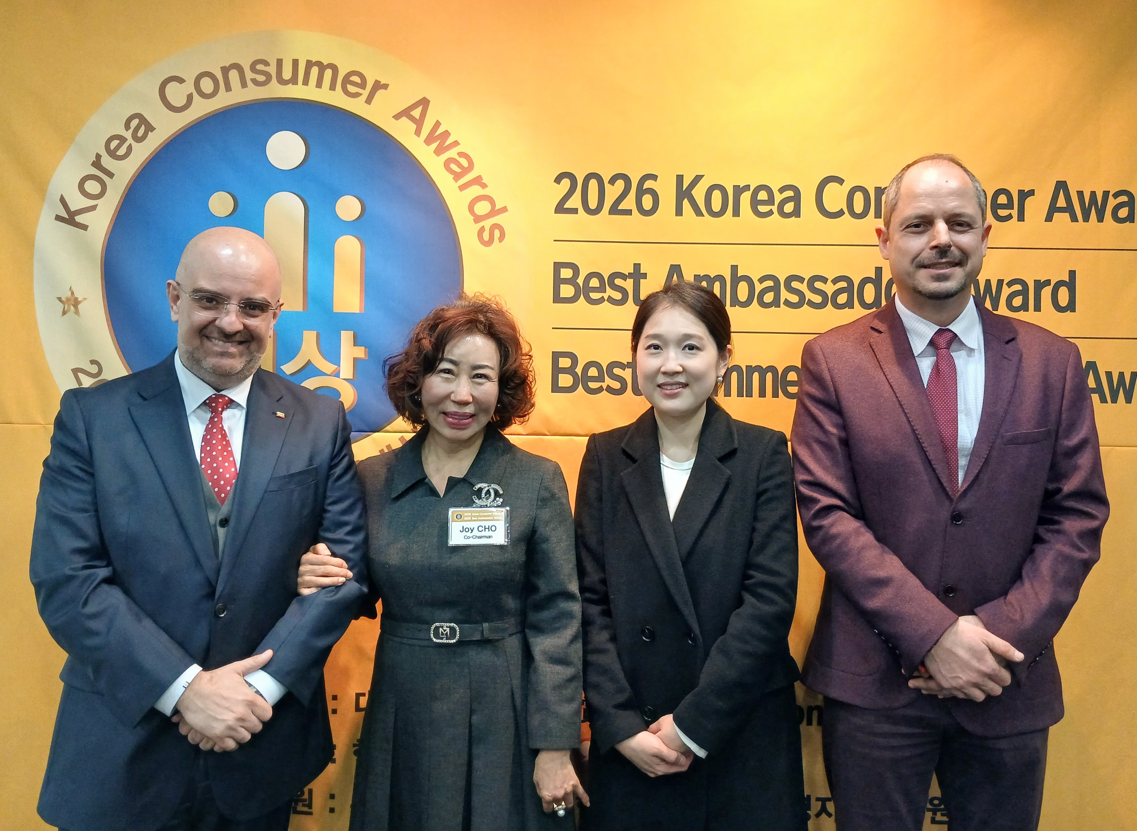 Българският посланик Петър Крайчев с Best Ambassador Award 2026 от Korea Ambassador Culture & Friendship Association