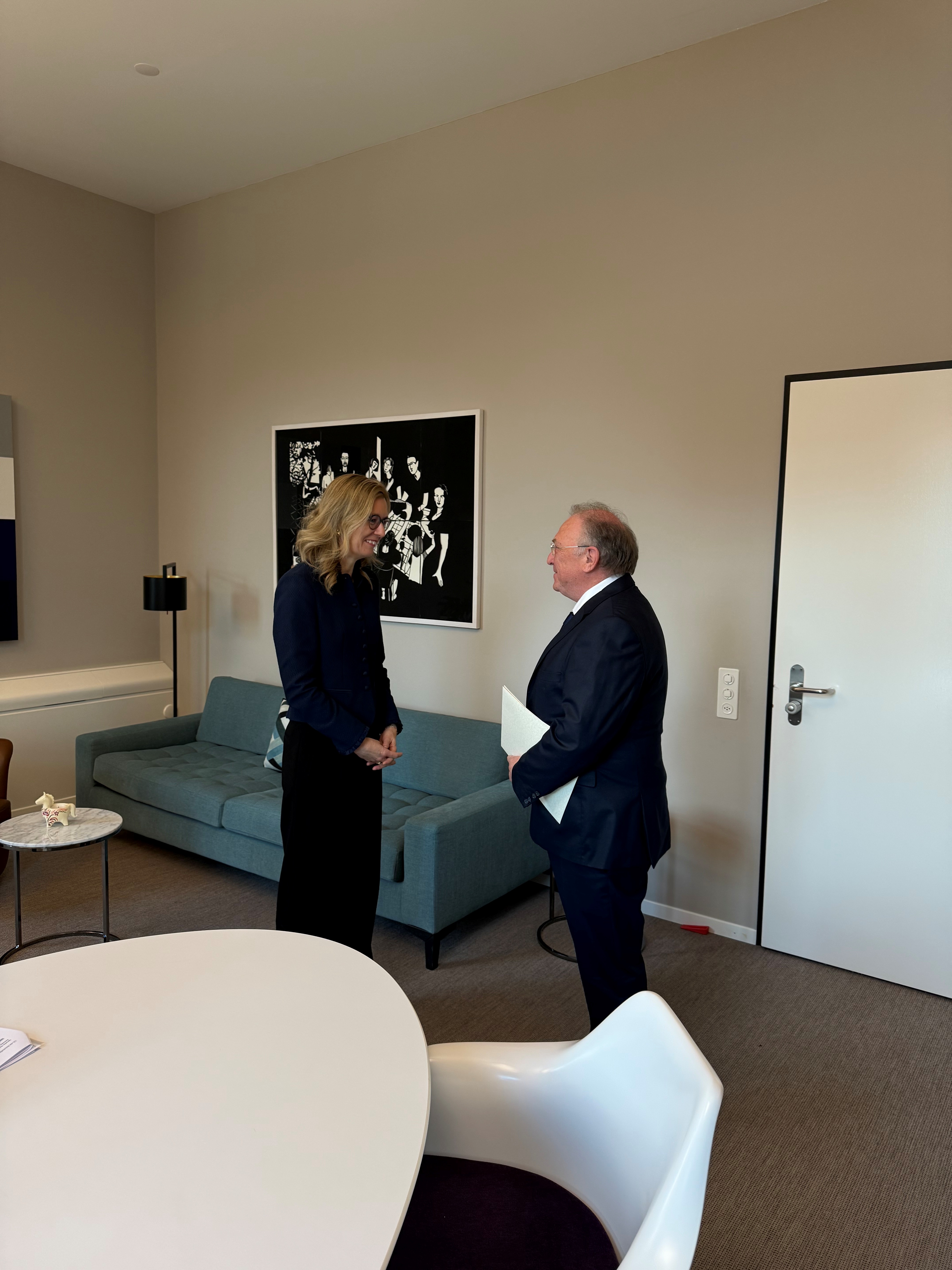 Връчване на акредитивни писма