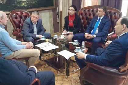 Среща на извънредния и пълномощен посланик Никола Николов с  Мартин Саргсян, председател на Търговско-промишлената палата на Република Армения