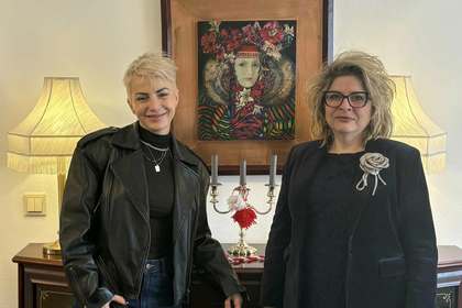 Двукратният български участник в „Евровизия“ Поли Генова гостува на българския посланик в Осло