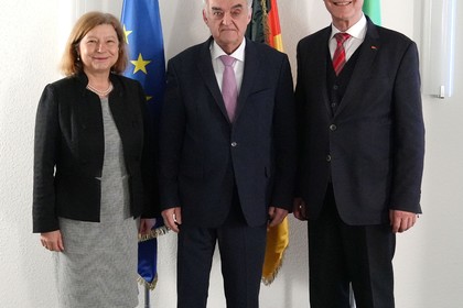 Генералният консул на Република България в Дюселдорф се срещна с  министъра на вътрешните работи на провинция Северен Рейн-Вестфалия Херберт Ройл