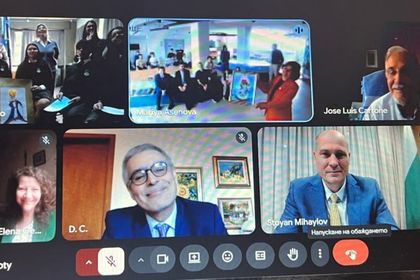 Съвместен online урок на аржентинското училище № 2071 в гр. Росарио и софийското 90-то СУ „Ген. Хосе де Сан Мартин“ по повод Световния ден на книгата, 23 април 2026 г.