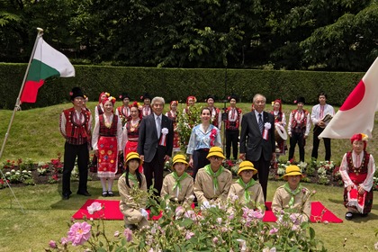 マリエタ・アラバジエヴァ大使、群馬県知事を表敬訪問し、中之条ガーデンズで開催された第4回ブルガリアフェスティバルに参加