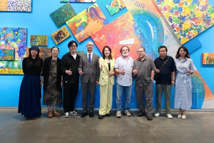 艺术家阿萨杜尔·马克洛夫宁波个展
