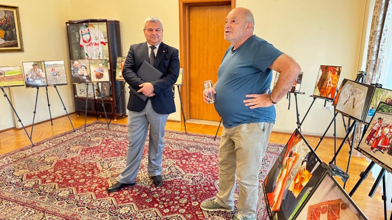 Histori, tradita dhe kujtesë: ekspozita “Bullgarët e Gollobordës” vjen në Tiranë