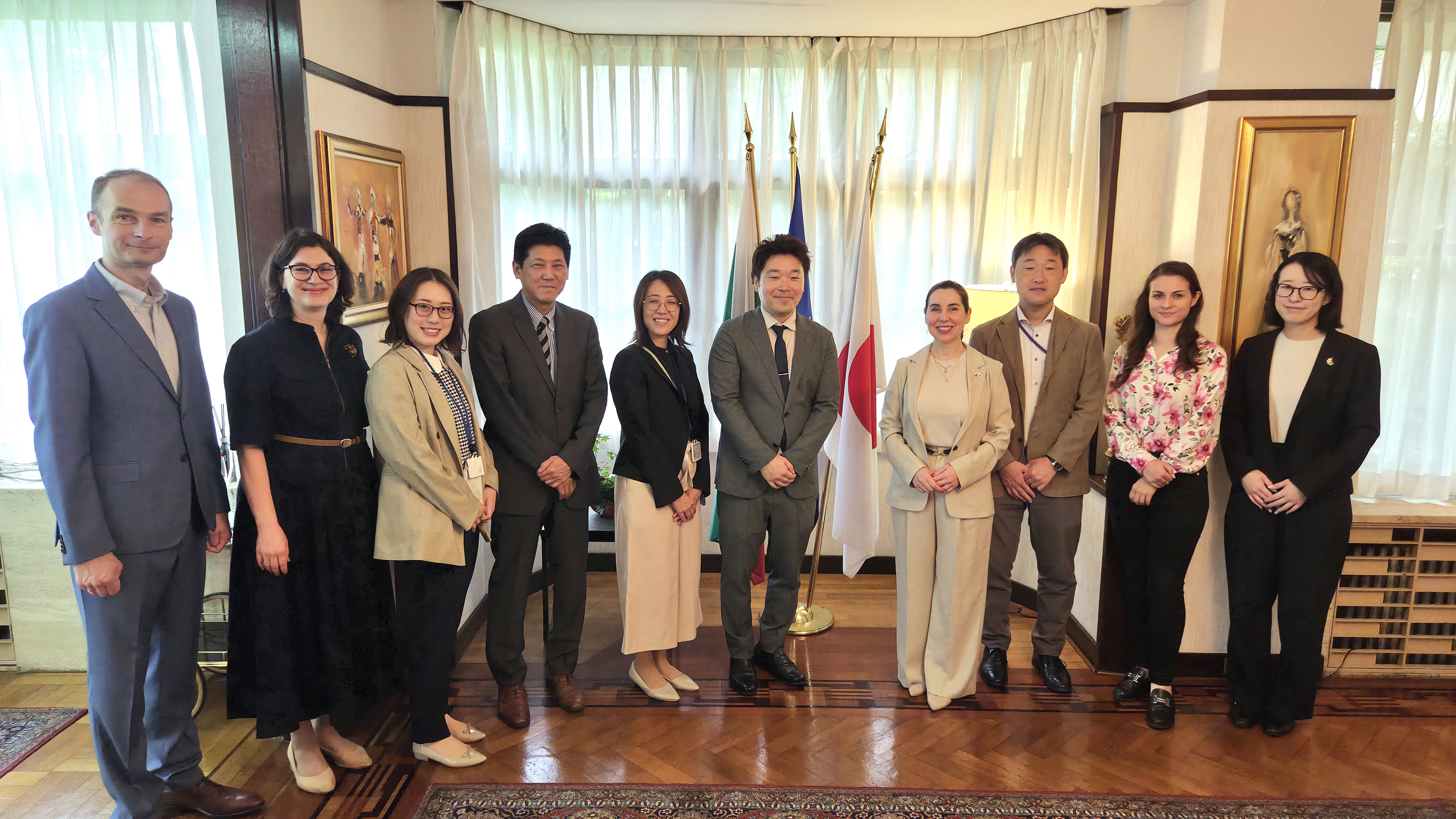 駐日ブルガリア共和国大使館において外務省ブルガリア専門家との懇談会を開催