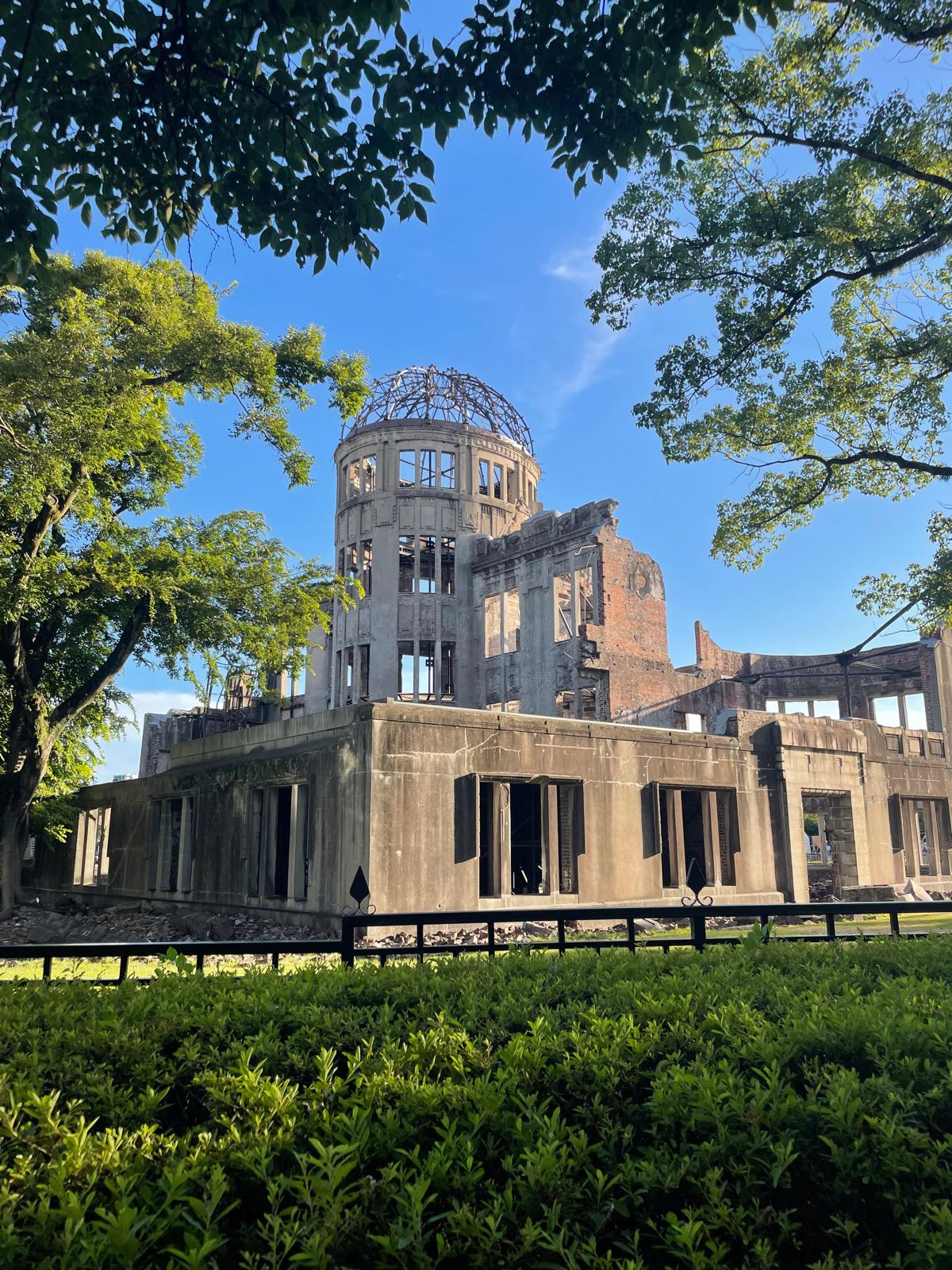 広島市原爆死没者慰霊式並びに平和記念式に参列
