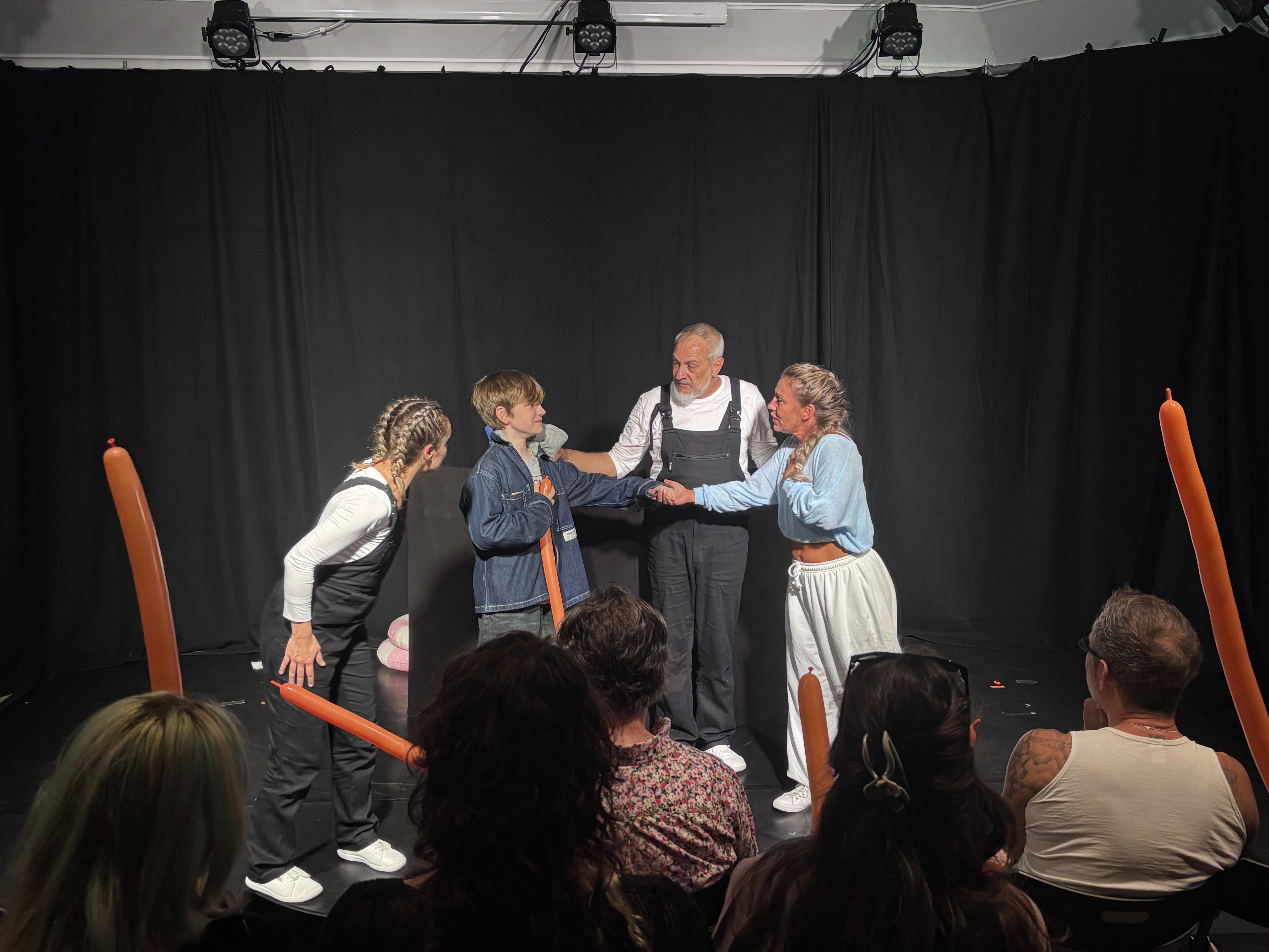 Театър „Хенд“ след Edinburgh Fringe 2026: международно признание и нови възможности