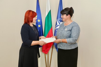 Deputy Minister of Foreign Affairs Ivanka Tasheva Meets Newly Appointed Ambassador Extraordinary and Plenipotentiary of the Republic of Slovenia Metka Lajnšček