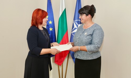 Deputy Minister of Foreign Affairs Ivanka Tasheva Meets Newly Appointed Ambassador Extraordinary and Plenipotentiary of the Republic of Slovenia Metka Lajnšček