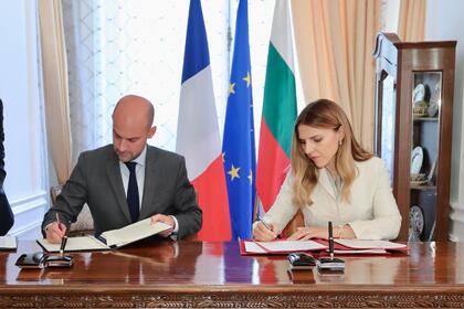 Velislava Petrova and Jean-Noël Barrot discussed security in the Black Sea and the development of bilateral relations
