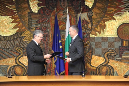 България става регионален университетски център на Франкофонията