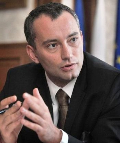 Николай Младенов: Посолството в Мексико остава, отваряме в Ирак