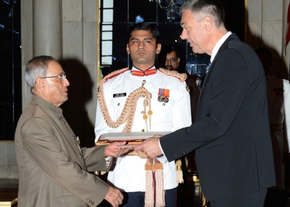 Ambassador Petko Doykov presented his credentials to the President of the Republic of India