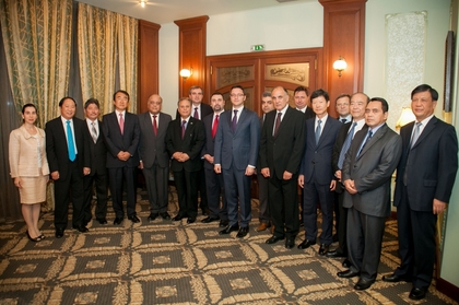 Minister Vigenin meets with Ambassadors of Asian countries