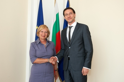 Bulgaria and the USA are committed to work for expansion of the active bilateral dialogue