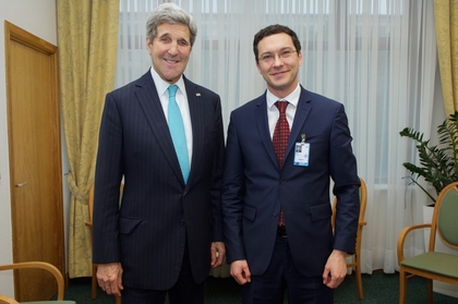 Министър Даниел Митов се срещна с Държавния секретар на САЩ