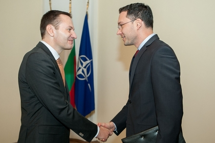 Minister Daniel Mitov met with the Ambassador of Romania