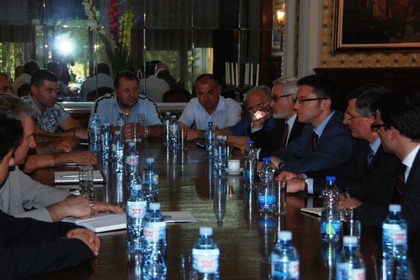 Министър Вигенин се срещна с представители на българското национално малцинство в Сърбия