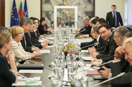 Учредителна среща на работните групи между България и САЩ