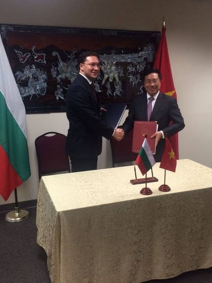 България и Виетнам подписаха Спогодба относно недвижимите имоти на дипломатическите представителства на двете страни