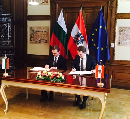 Министър Ради Найденов и австрийският му колега Себастиан Курц подписаха Програма за сътрудничество в областта на културата, образованието, науката и младежта