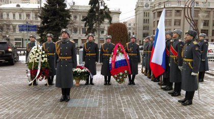 Преклонение перед памятью погибших под Плевной воинов-освободителей