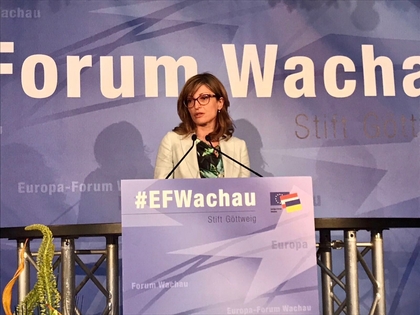 Екатерина Захариева пред форума във Вахау: Европейските лидери трябва да работят неуморно, за да върнат доверието на гражданите в институциите