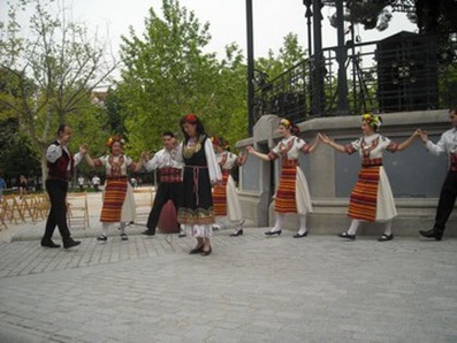 Българското посолство се представи със свой щанд по повод Деня на Европа, 9 май
