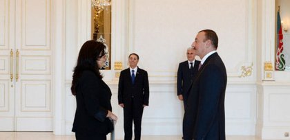 Новият български посланик в Баку връчи акредитивните си писма