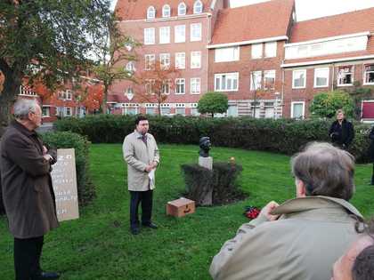 Ambassador Rumen Alexandrov was a special guest in Amsterdam during the Remembrance Day of saviours of Jews during the World War I