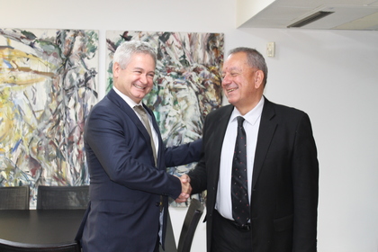 Прощална среща на посланик Христо Георгиев с директорката за културното наследство в Кипър Марина Йеронимиду и с изпълнителния директор на фондация “Левентис“ Хараламбус Бакирцис