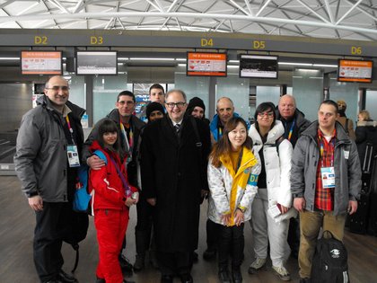 Среща на посланик Петър Андонов с българския отбор, участвал в Световните специални олимпийски игри 2013 г. в Пьонгчанг, Република Корея