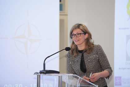 Ekaterina Zaharieva: The NATO enlargement must not stop
