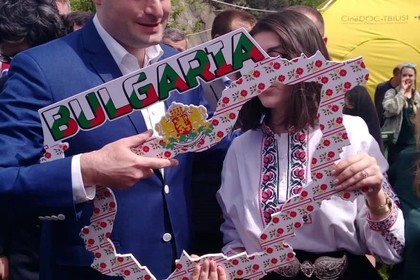 Georgian Prime Minister visits Bulgarian pavilion for Europe Day in Tbilisi
