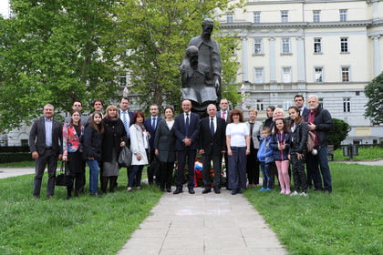 Българи и сърби заедно празнуваха на 24 май в Белград