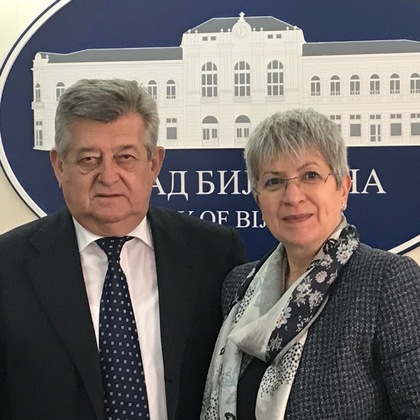 Посланик Августина Цветкова откри детска площадка в Биелина