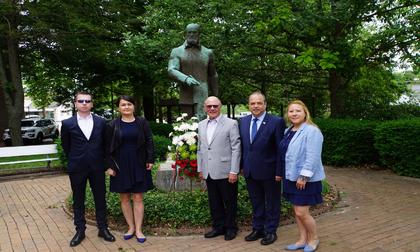 Българи и американци почетоха паметта на Макгахан в Охайо
