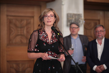 Ekaterina Zaharieva Calls for Concerted Efforts in Fight against Fake News and Disinformation