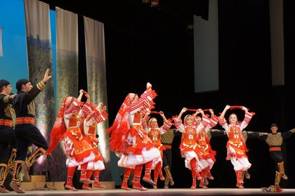 „Празник на България” и концерти на ансамбъл „Казанлък” в Япония