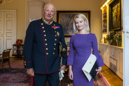Посланикът ни в Осло Вера Шатилова връчи акредитивните си писма на краля на Норвегия Харалд V  