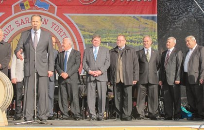 Българският посланик в Молдова посети традиционен народен празник в АТО Гагаузия
