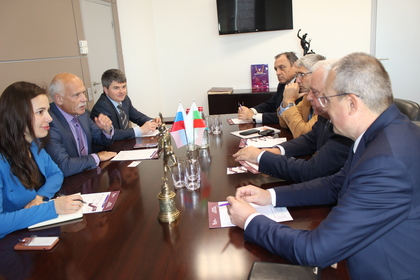 Посланик Кръстин се срещна с президента на Уралската търговско-промишлена палата Андрей Беседин