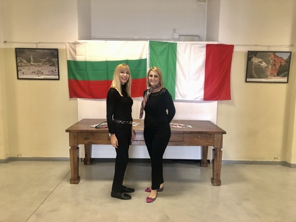 Консулът ни в Милано откри изложба, посветена на България в град Бодио Ломнаго