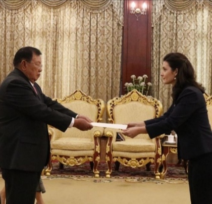 Посланикът на България във Виетнам връчи акредитивните си писма на президента на Лаос